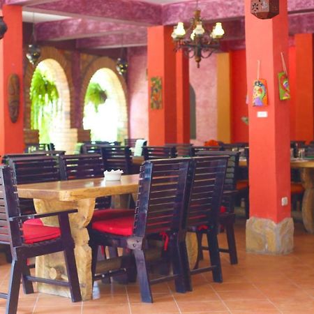 Hotel Ciudad Blanca Copán エクステリア 写真