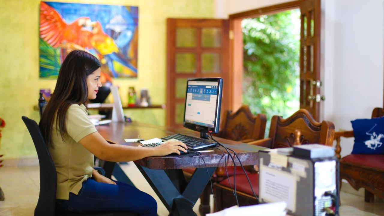 Hotel Ciudad Blanca Copán エクステリア 写真